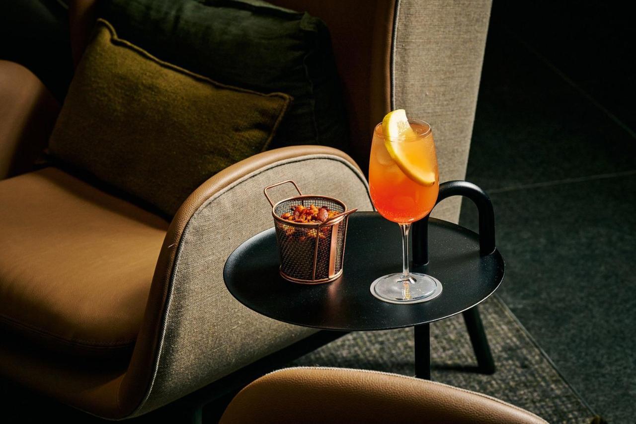 Courtyard By Marriott Melbourne Flagstaff Gardens Hotel Bagian luar foto