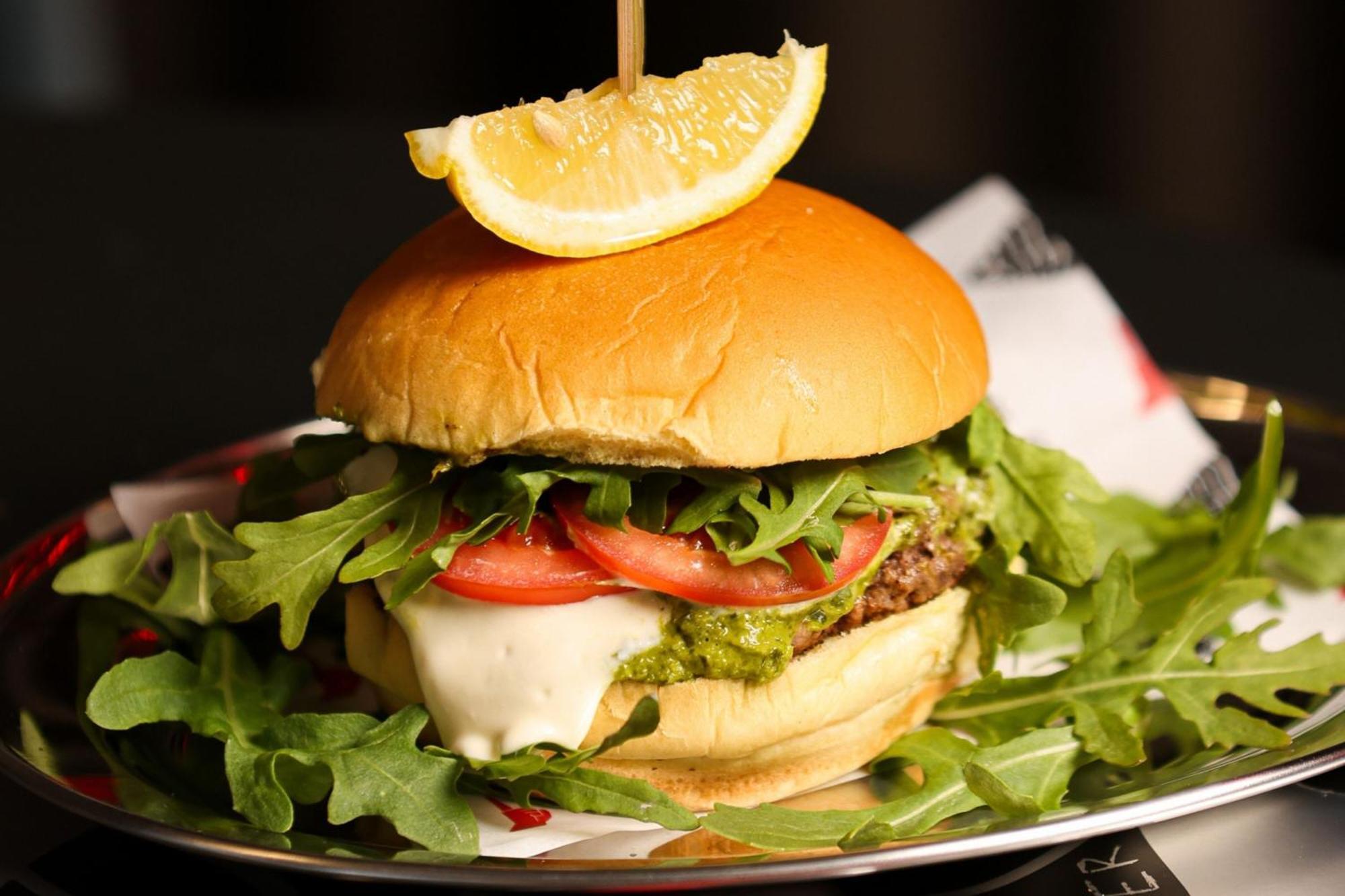 Courtyard By Marriott Melbourne Flagstaff Gardens Hotel Bagian luar foto